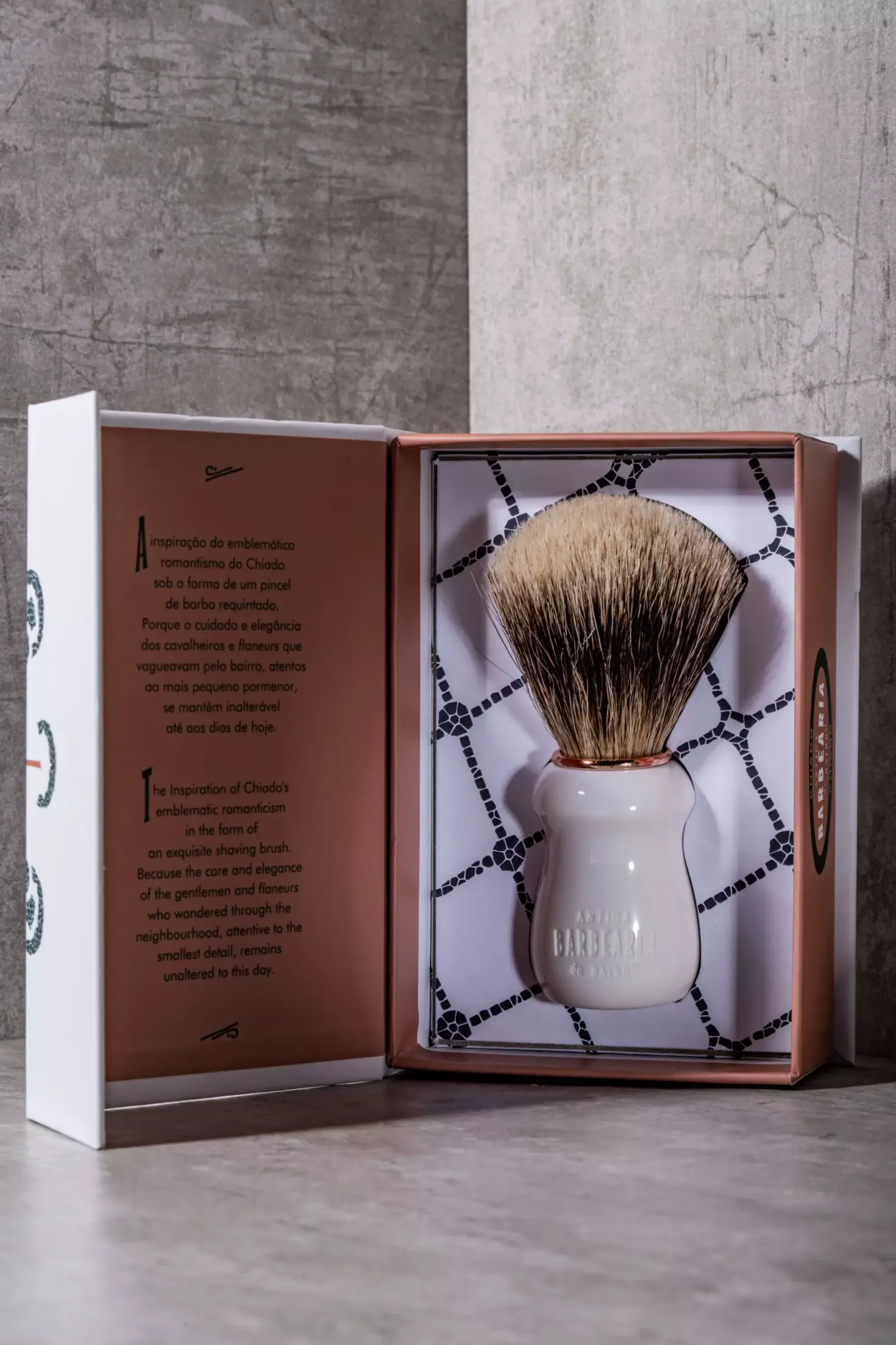 Antiga Barbearia de BairroChiado Silvertip Shaving Brush