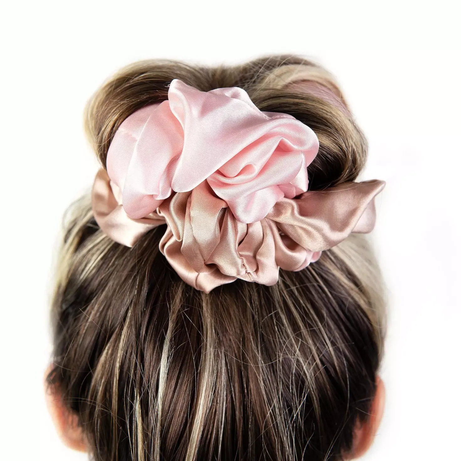 Brushworks Heatless Curling Scrunchie