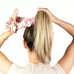 Brushworks Heatless Curling Scrunchie