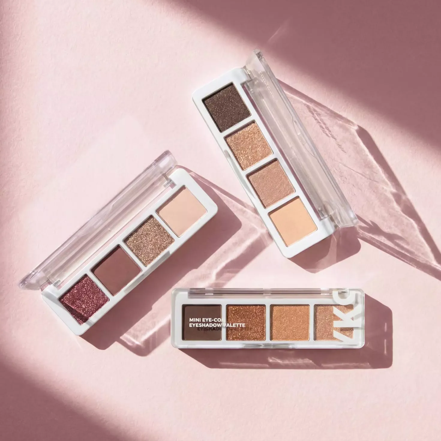 By Lyko Eye-Con Eyeshadow Palette Mauve on up