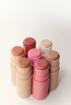 Camilla Pihl Cosmetics Glow Highlighter Stick Lumière