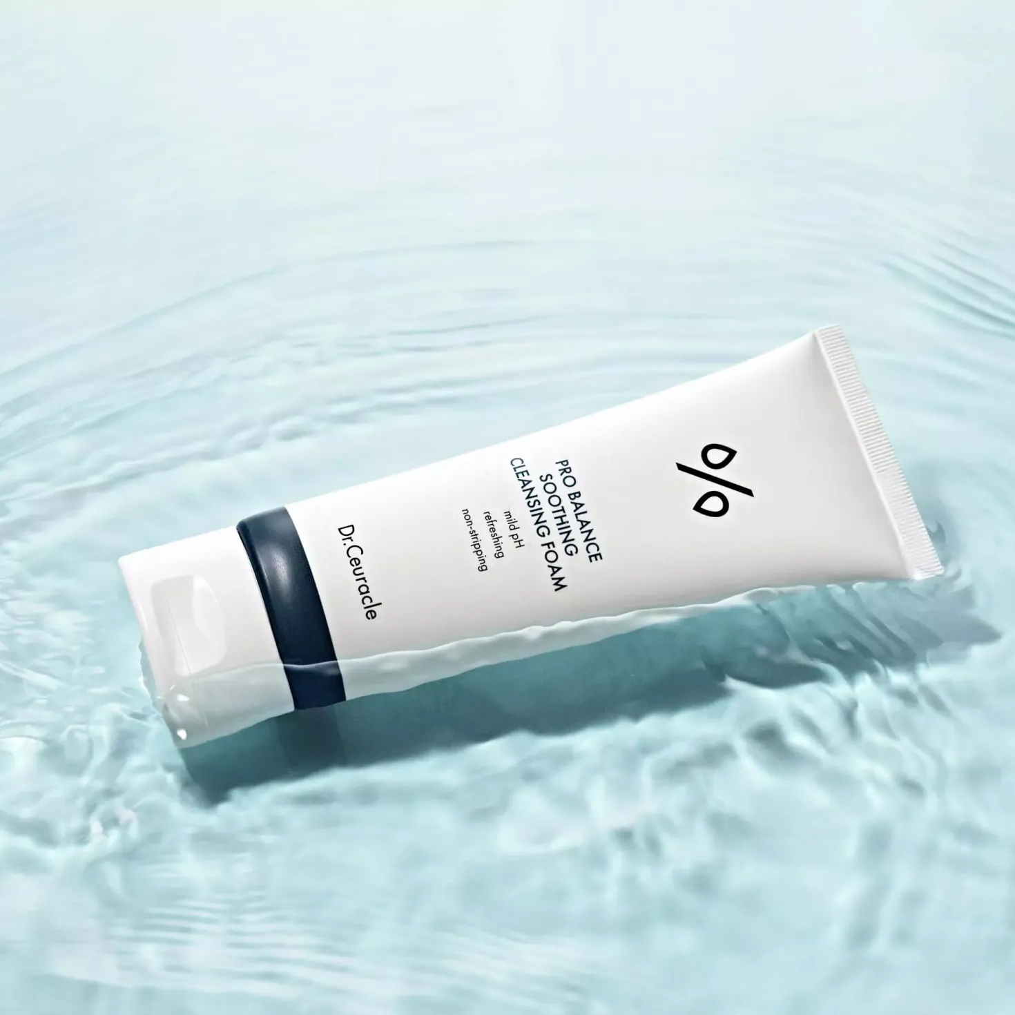 Dr. CeuraclePro Balance Soothing Cleansing Foam 150 ml