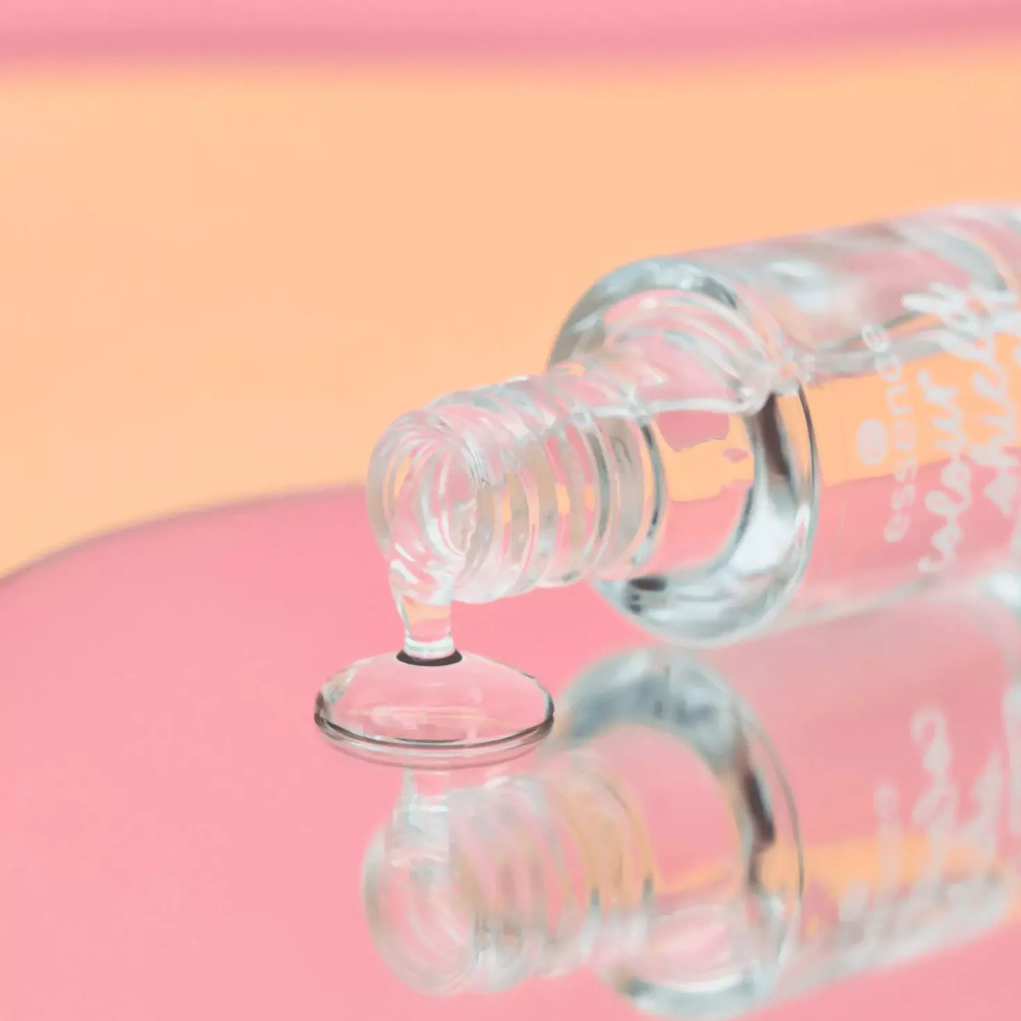 essence colour shield Top Coat
