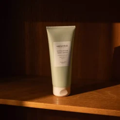 Estelle&Thild Organic BeautyBergamot & Patchouli Exfoliating Body Wash 200 ml