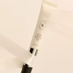 Heveblue Black Yuja Bean Lifting Auto Eye Cream 15 ml
