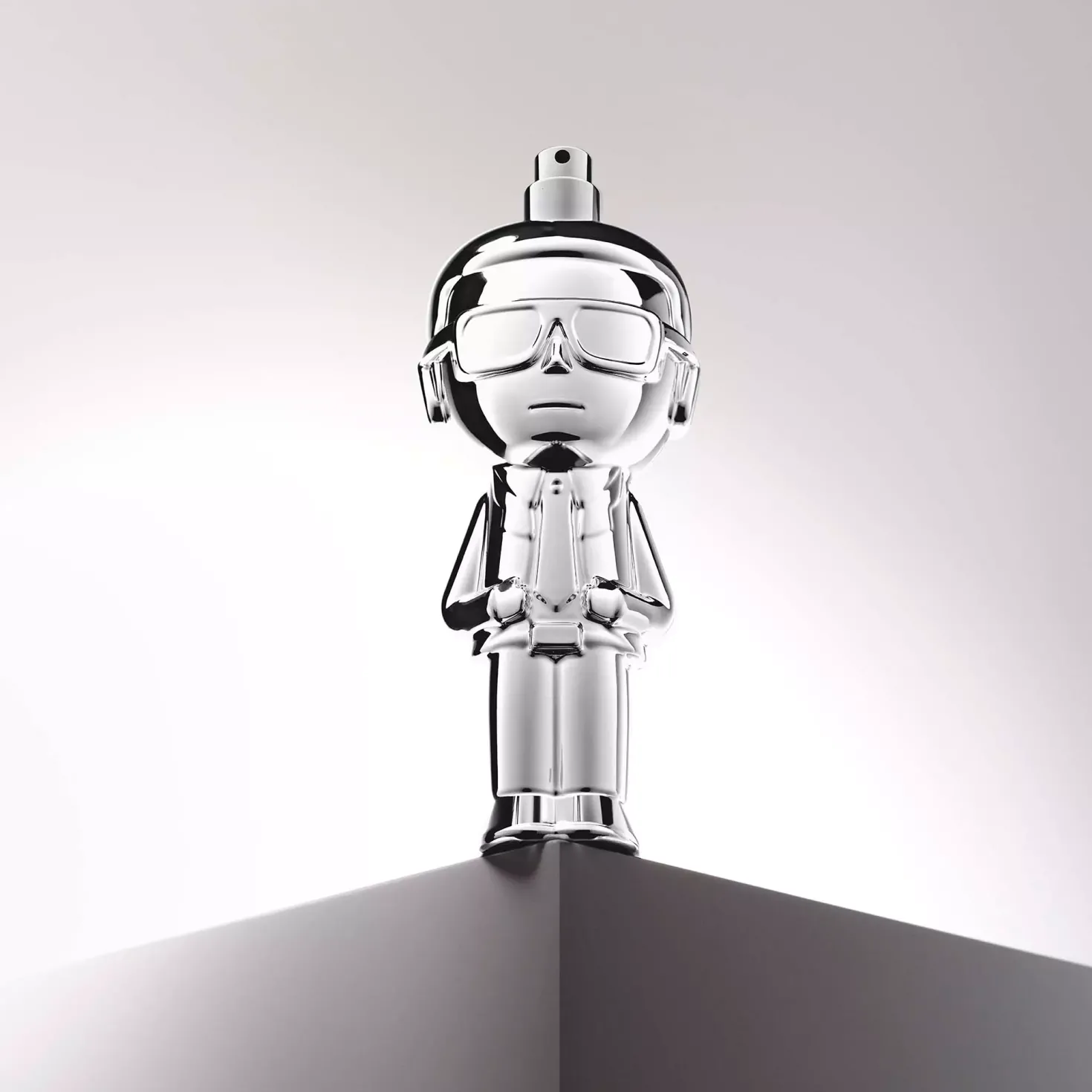 Karl Lagerfeld Ikonik Man Eau de Parfum 60 ml