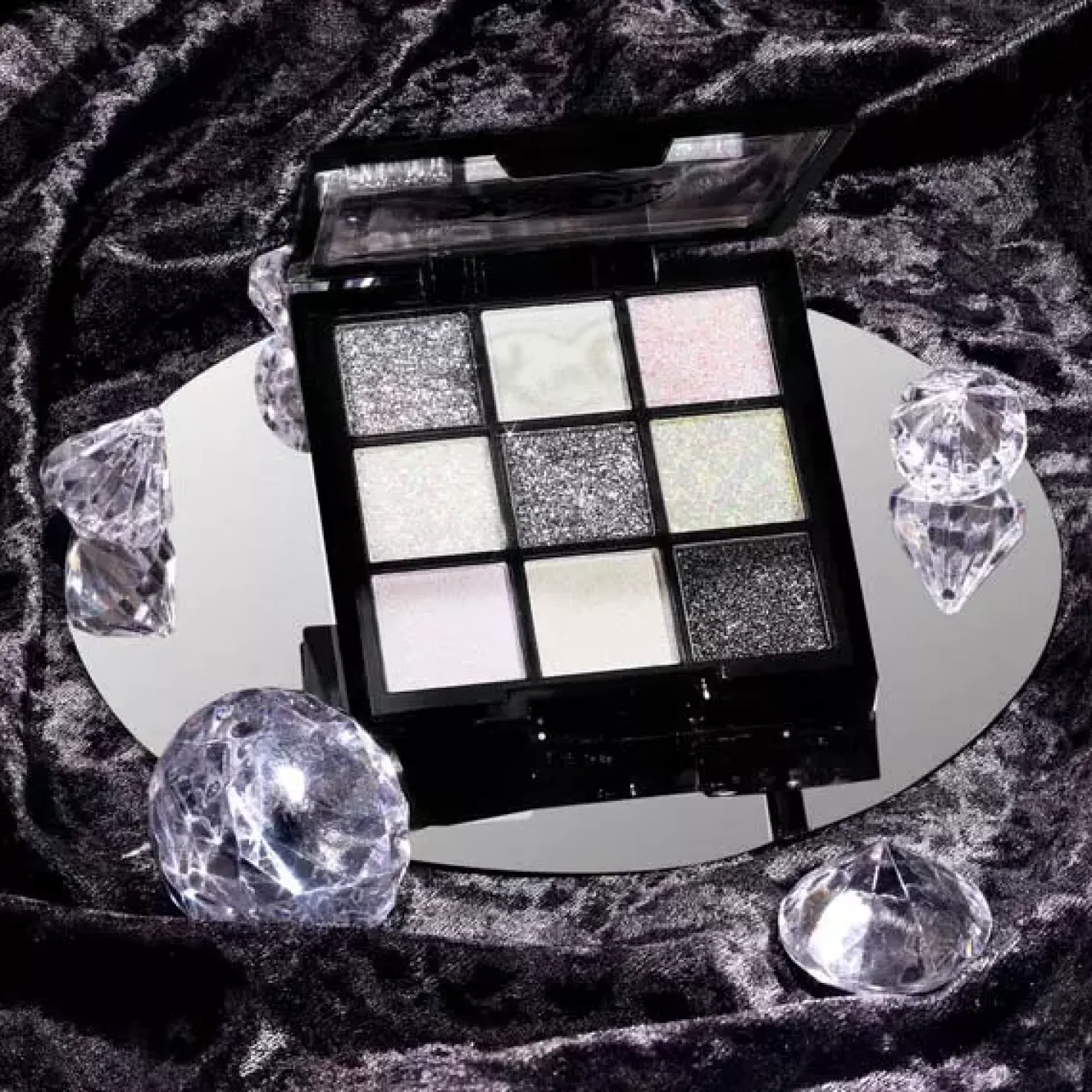 KimChi ChicJewel Collection Eyeshadow Palette 04 Diamond