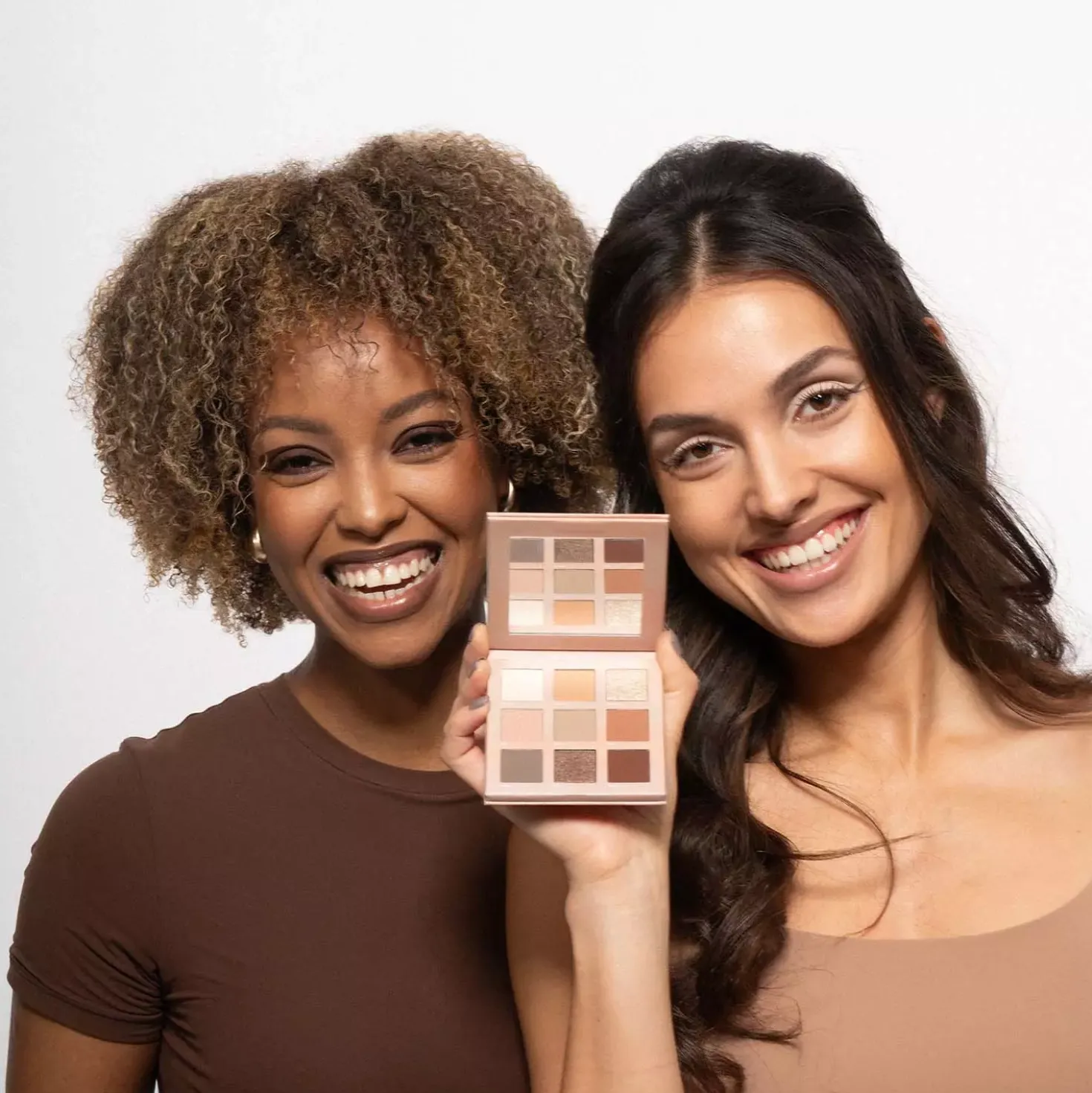 LH cosmetics Boring Nude Palette