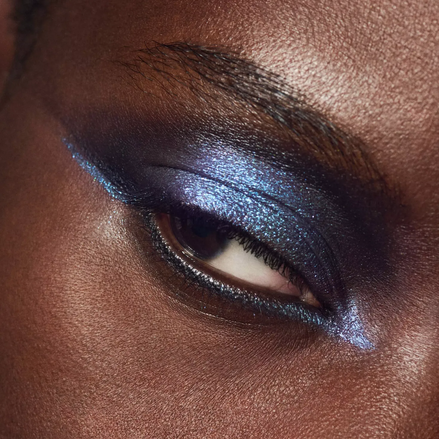 MAC Cosmetics Dazzleshadow Liquid Eye Shadow Not Scared To Sparkle