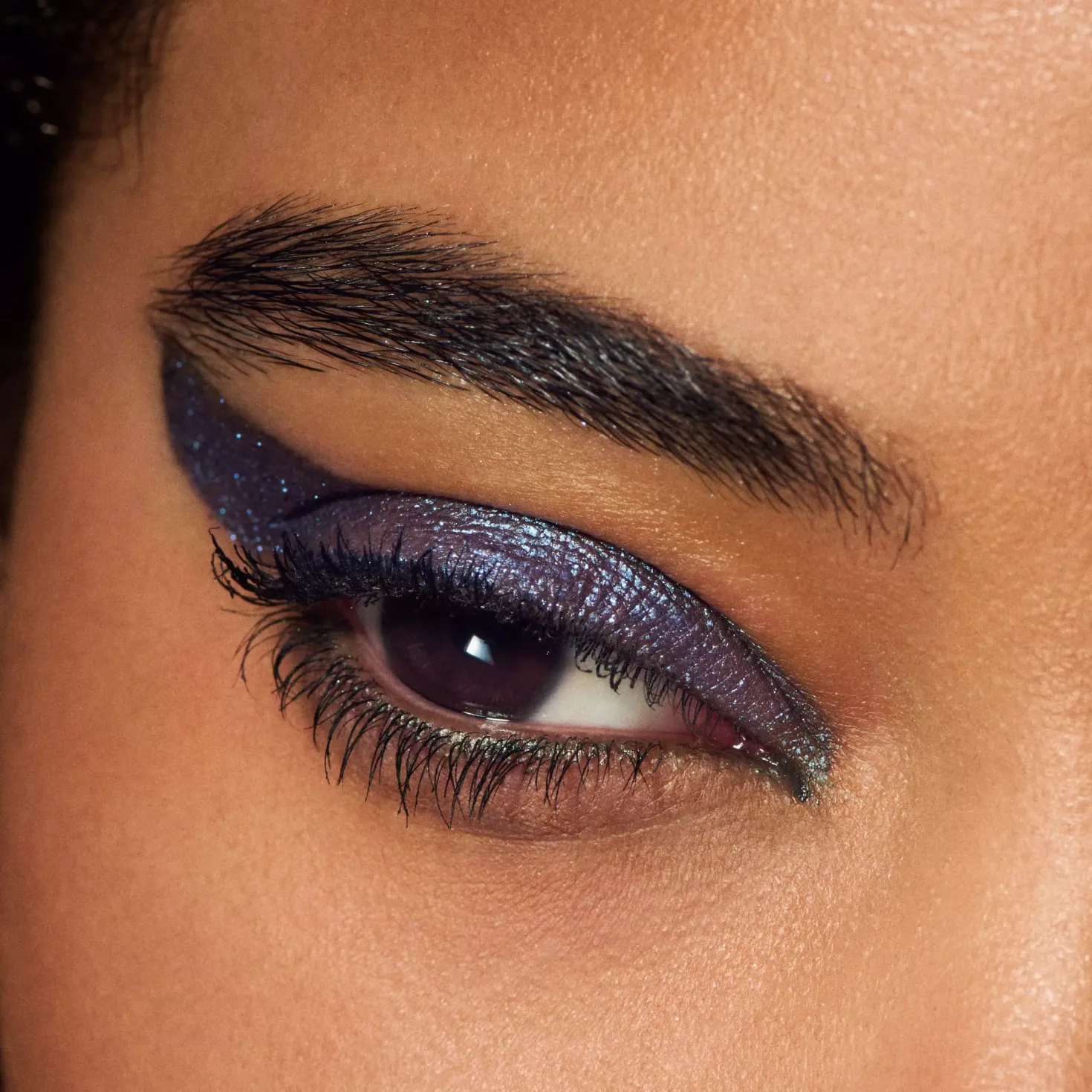 MAC Cosmetics Dazzleshadow Liquid Eye Shadow Not Scared To Sparkle