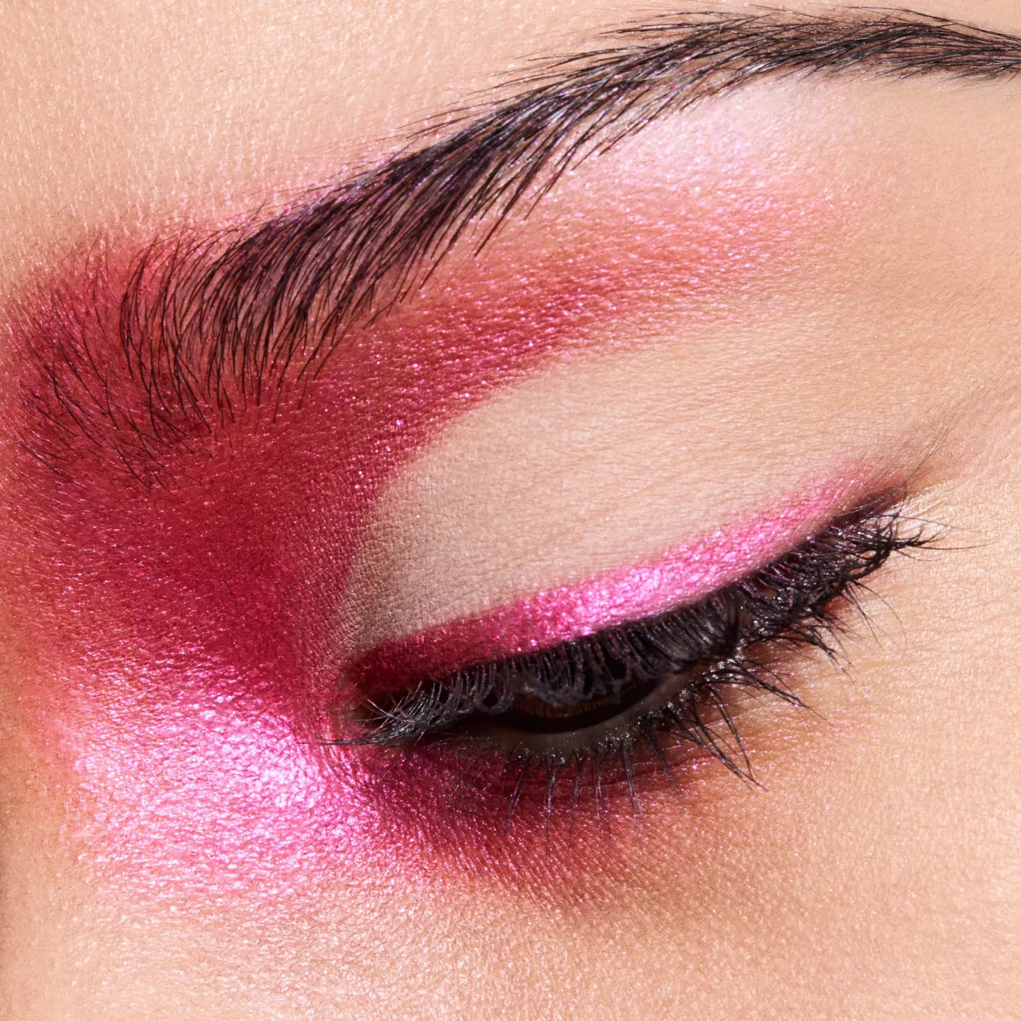 MAC Cosmetics Eye Shadow Metallic Illuminaughty