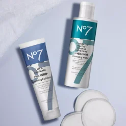 No7Lift & Luminate Cleansing Exfoliator 100 ml
