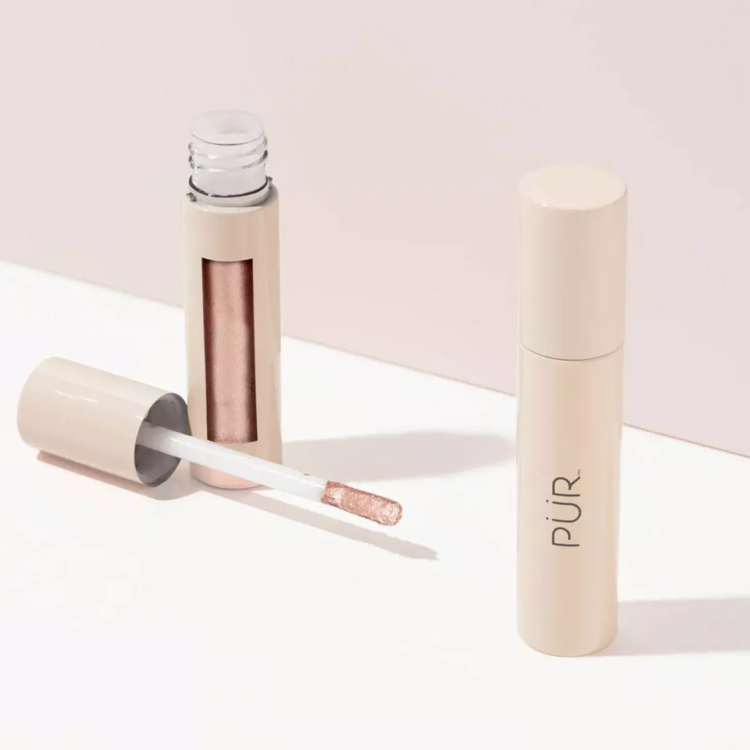 PÜR Cosmetics On Point Tint Creamy Eyeshadow & Primer with Peptides Silk