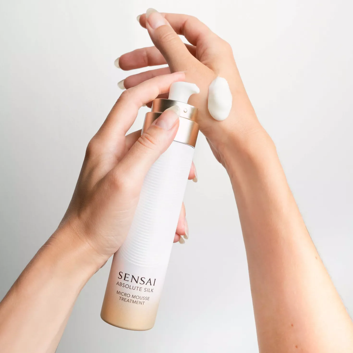 Sensai Absolute Silk Micro Mousse Treatment 90 ml