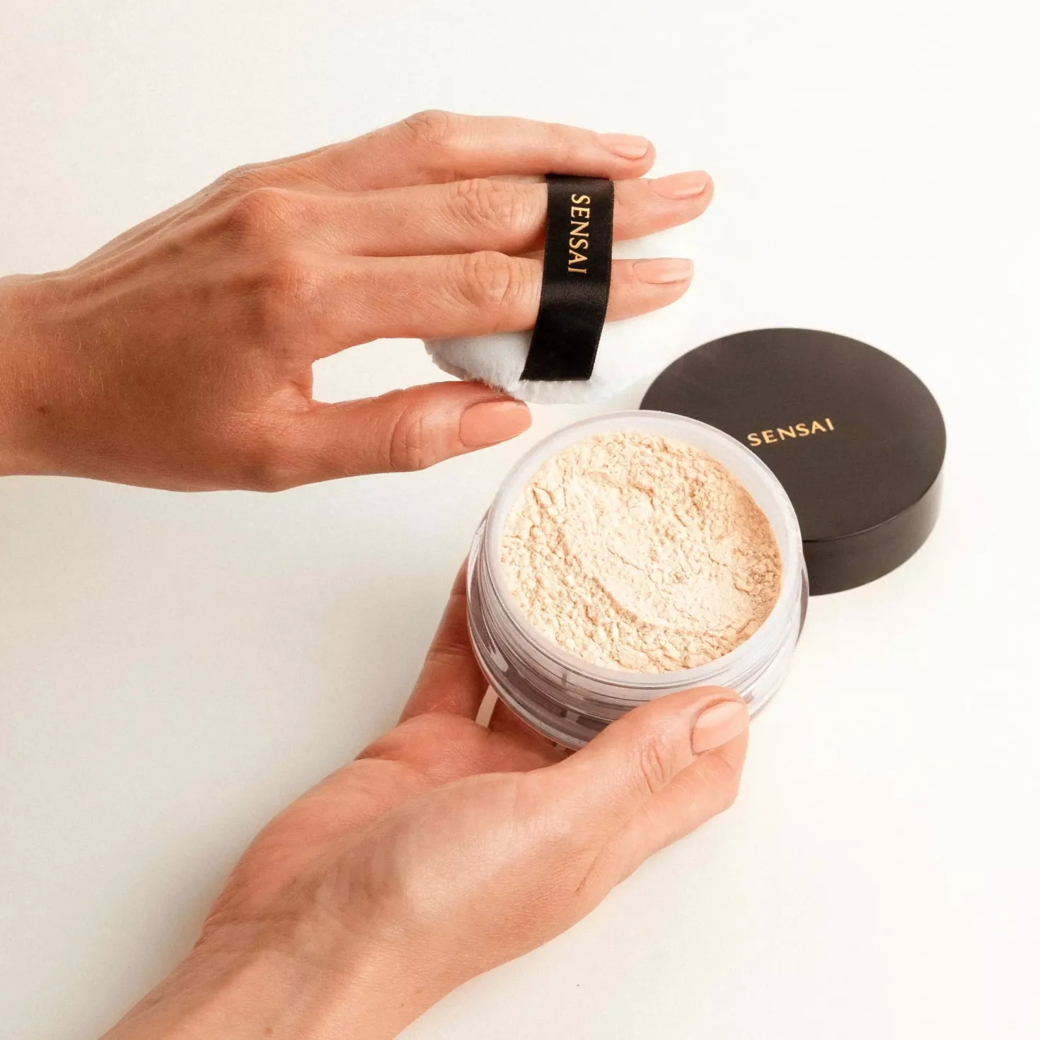 Sensai Translucent Loose Powder 20 g