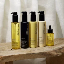 Shu UemuraEssence Absolue rich nourishing hair oil-in-cream 150 ml