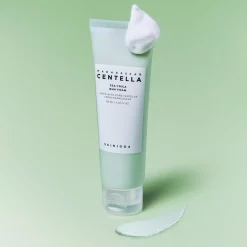 SKIN1004 Madagascar Centella Tea-Trica BHA Foam 125 ml