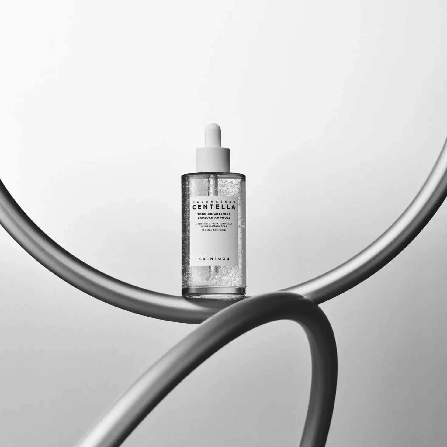 SKIN1004Madagascar Centella Tone Brightening Capsule Ampoule 100 ml