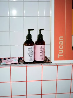 YOPEBotanical Hand Soap Rhubarb and Rose 500 ml